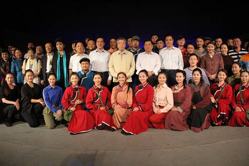 ȫ����Э����ϯ¬չ����ȫ����Э�����������˵�����������Ϸ�紫���뷢չ����